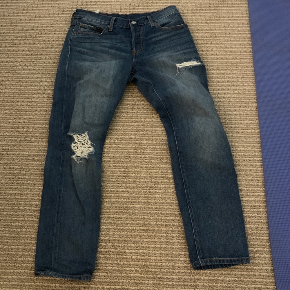 W26 Levi’s Boyfriend Jeans
